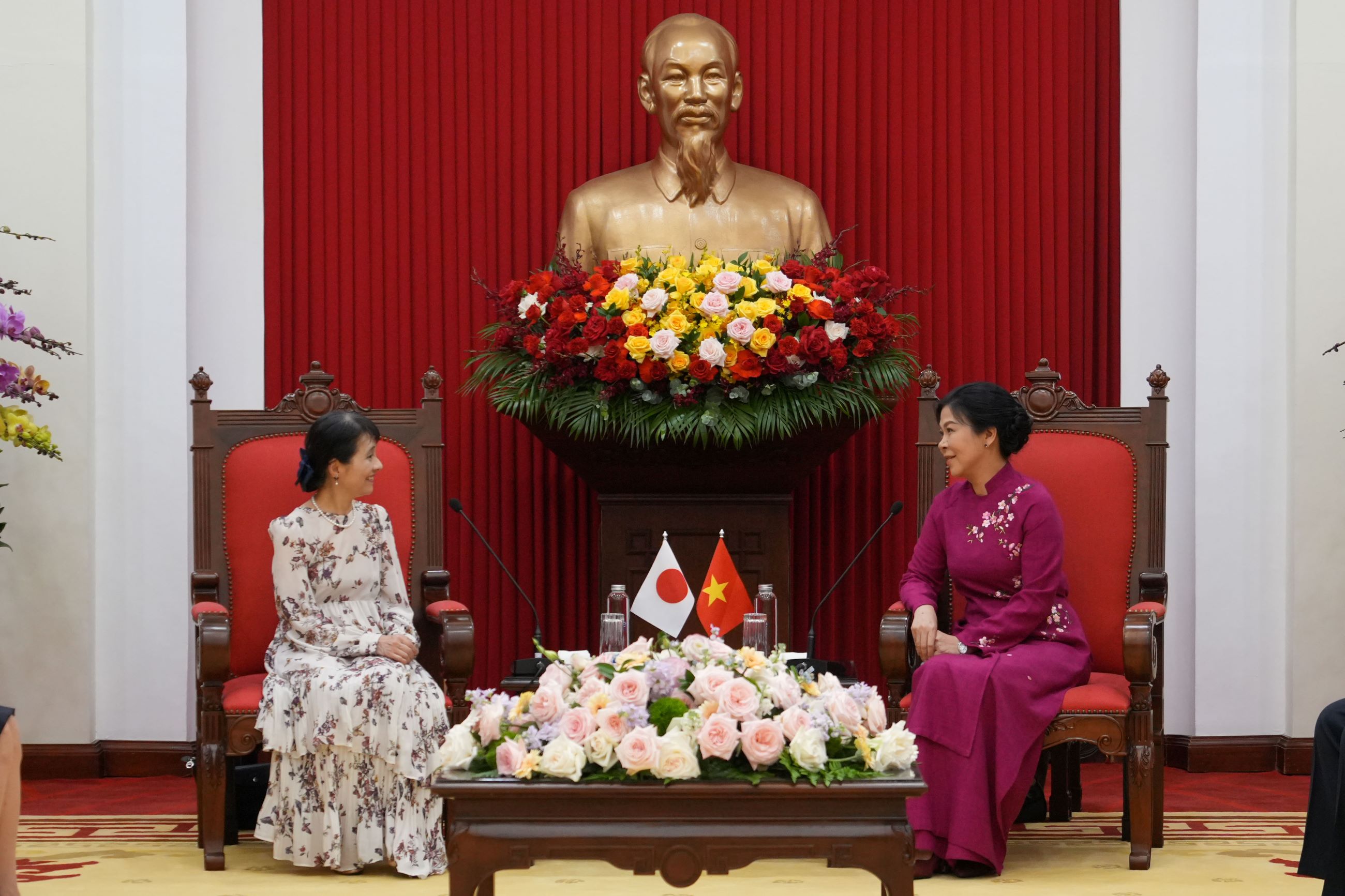 リー書記長夫人との懇談２