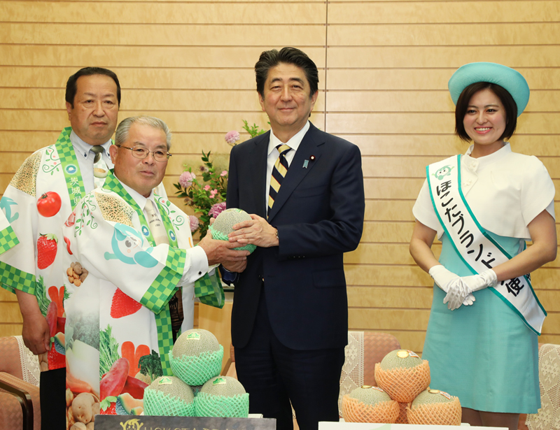 鉾田市訪問団による表敬