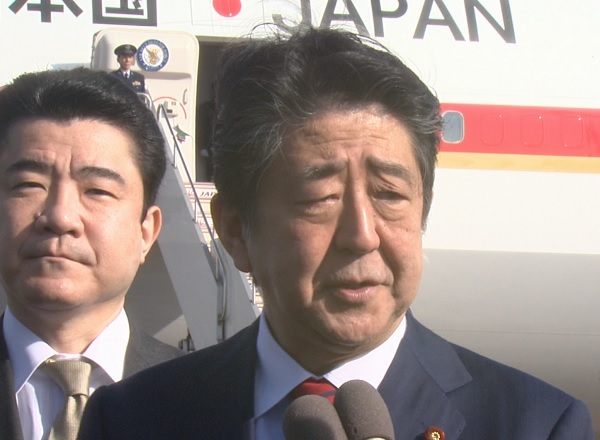 会見する安倍総理