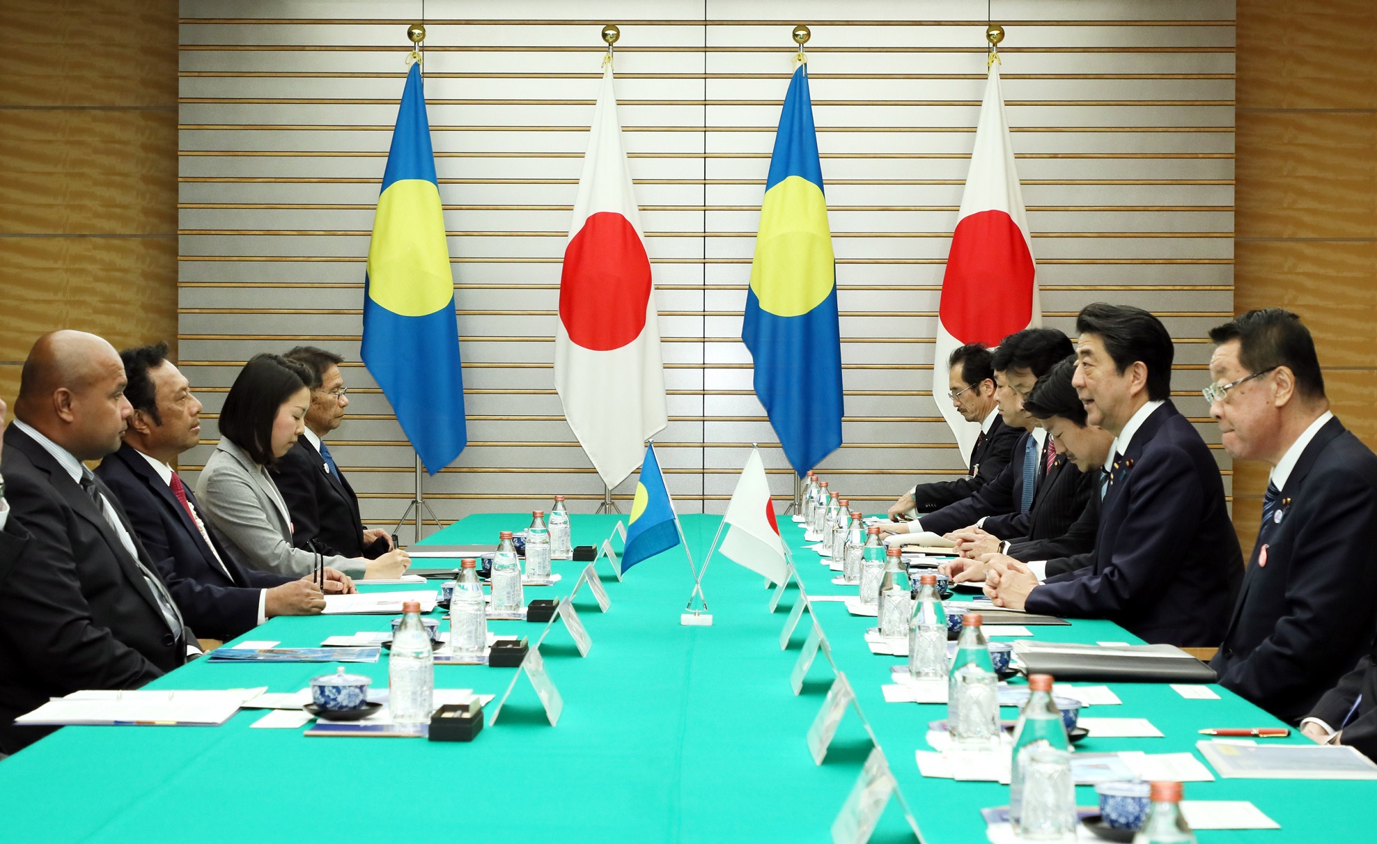 日・パラオ首脳会談