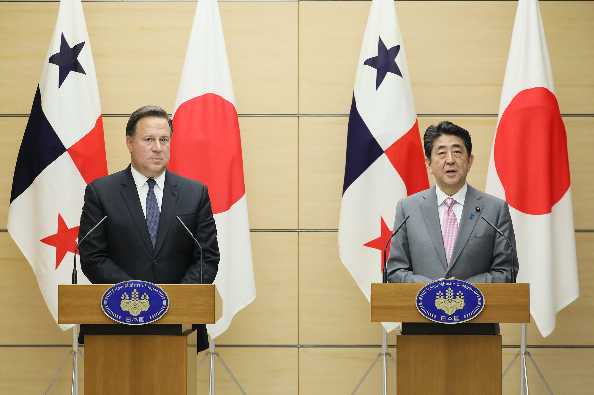 共同記者発表３