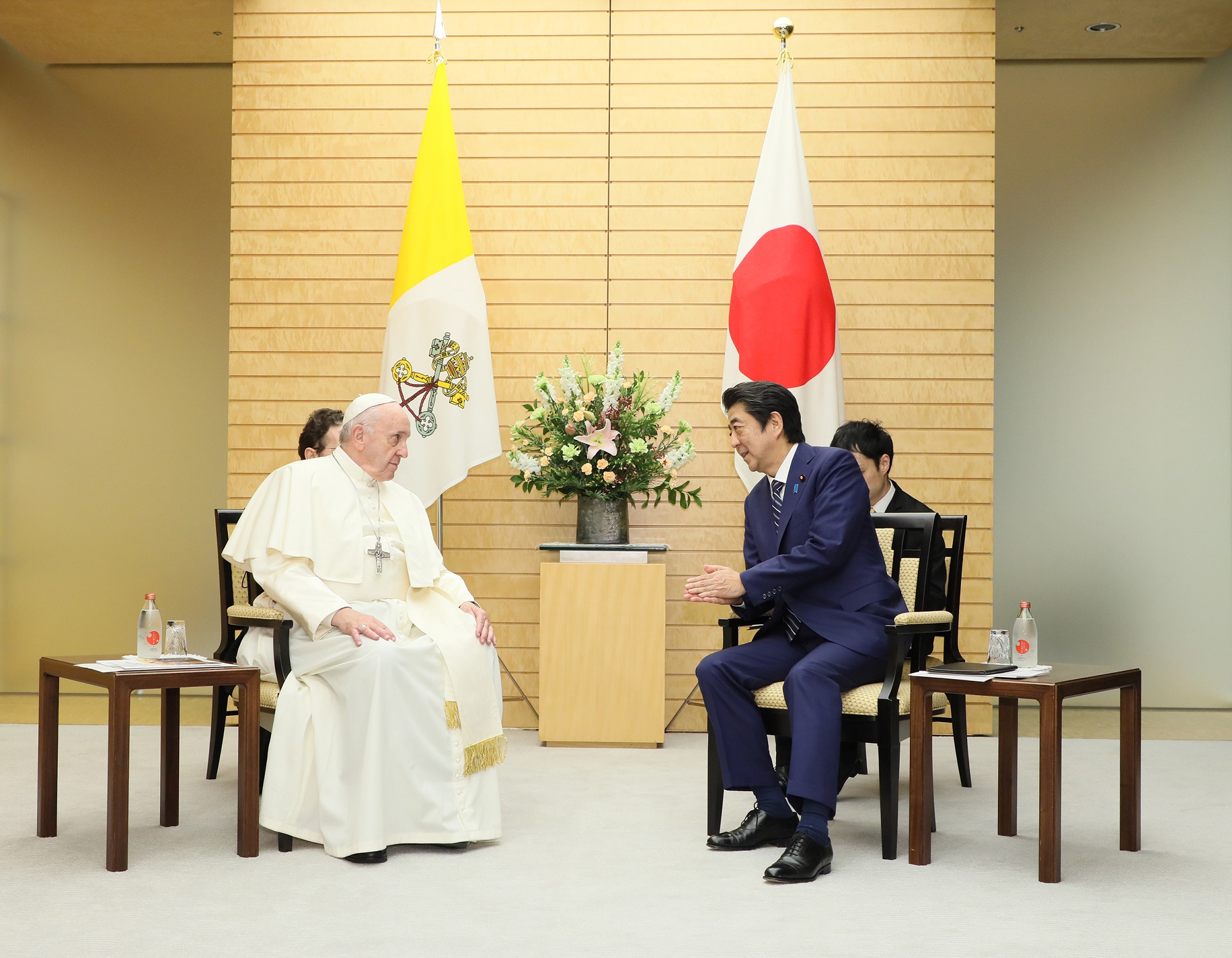 ローマ教皇フランシスコ台下との会談（テタテ）１