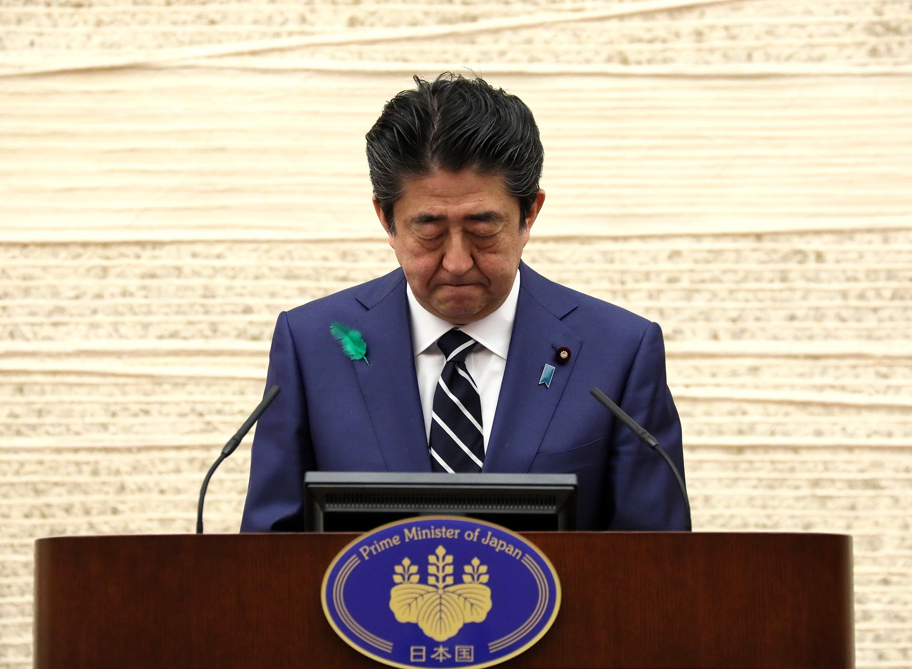 会見を行う安倍総理12