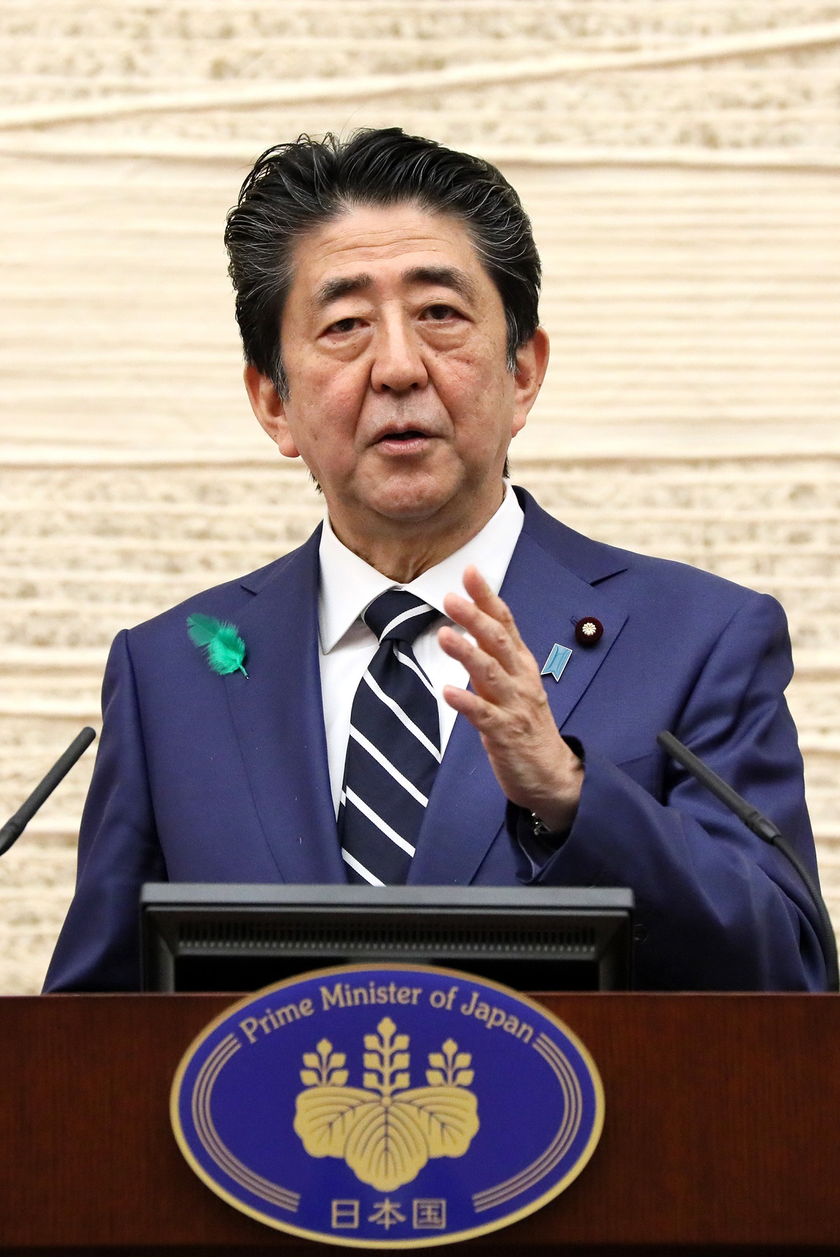 会見を行う安倍総理15