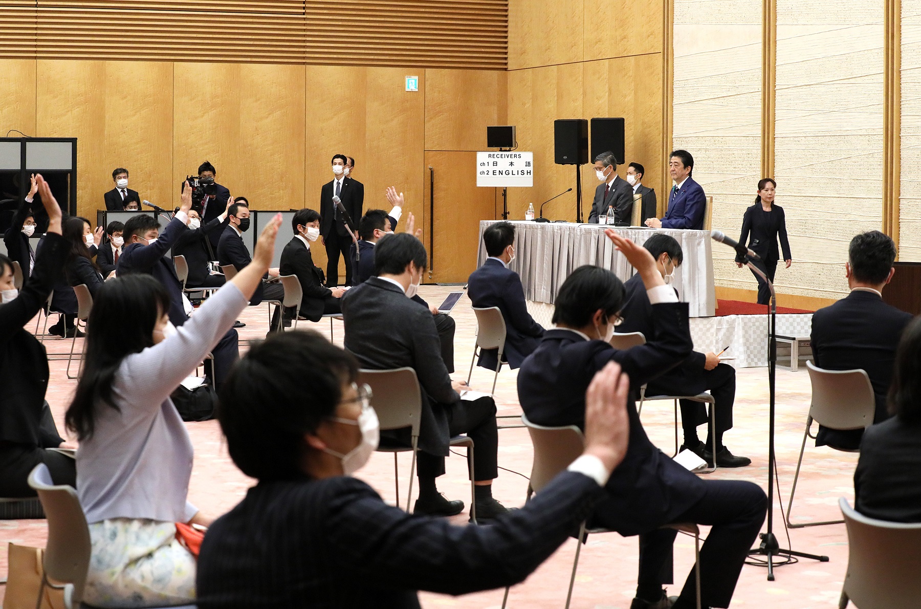 会見を行う安倍総理28