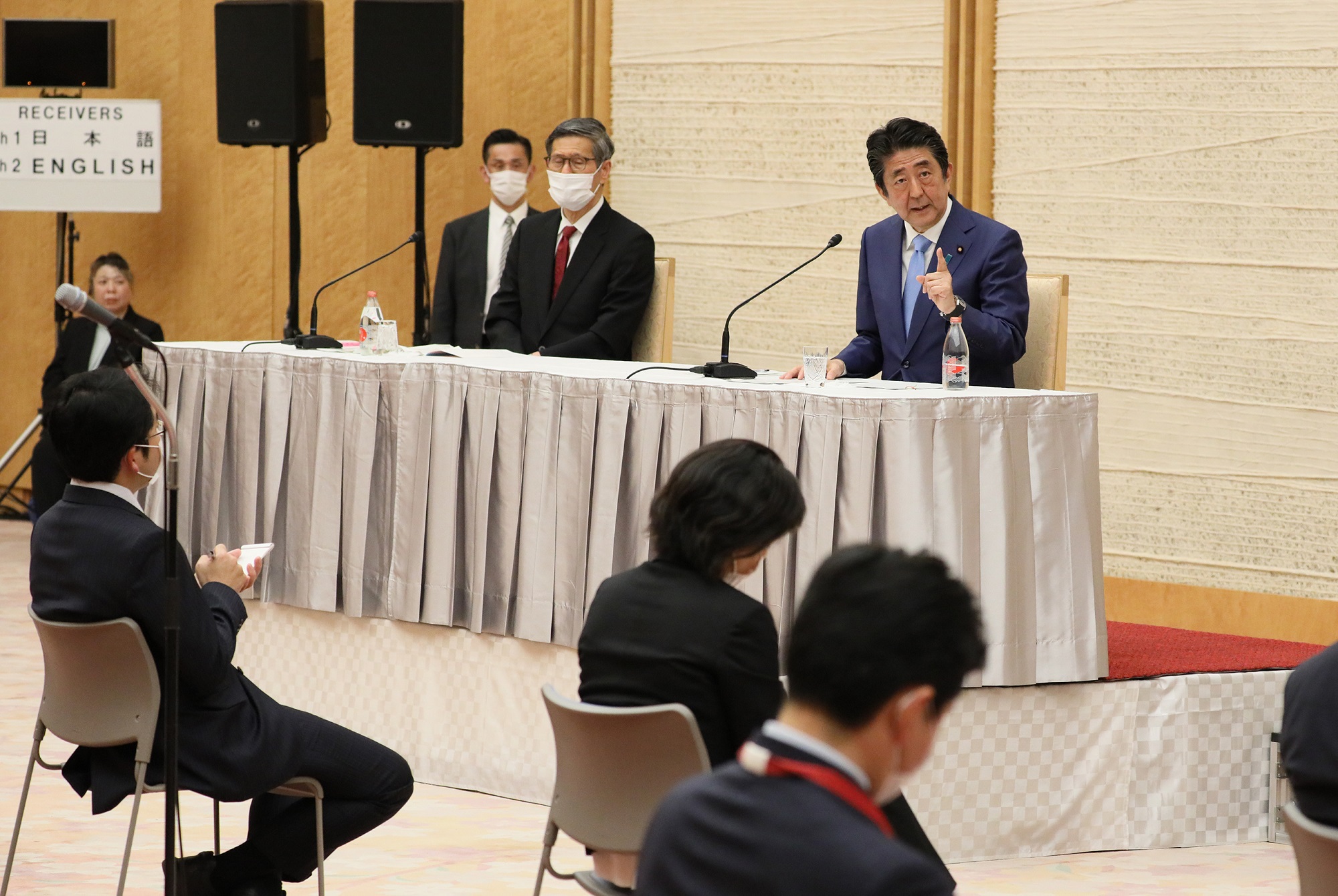 会見を行う安倍総理24