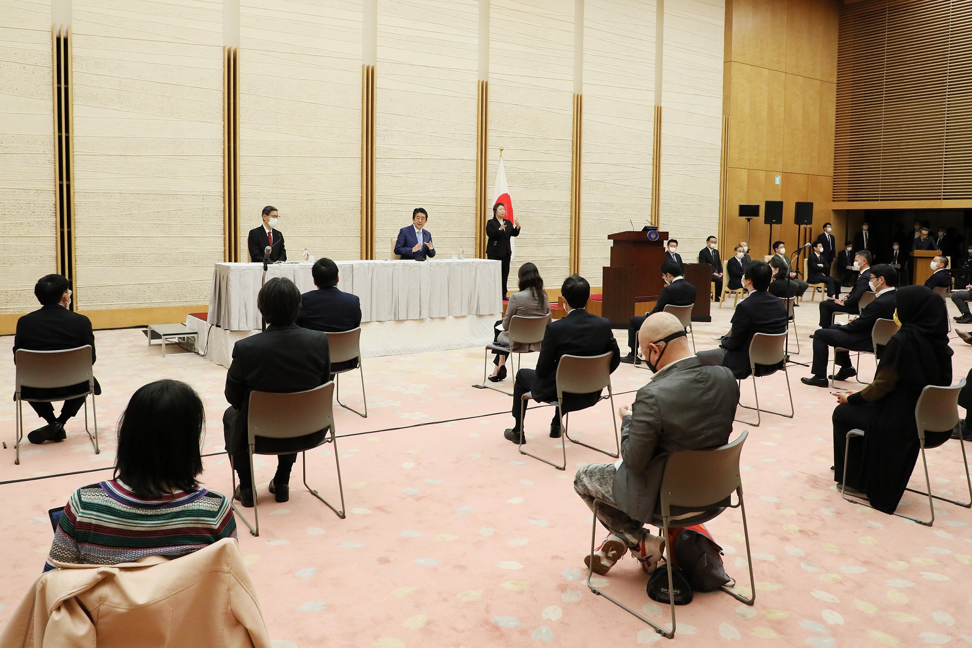 会見を行う安倍総理27