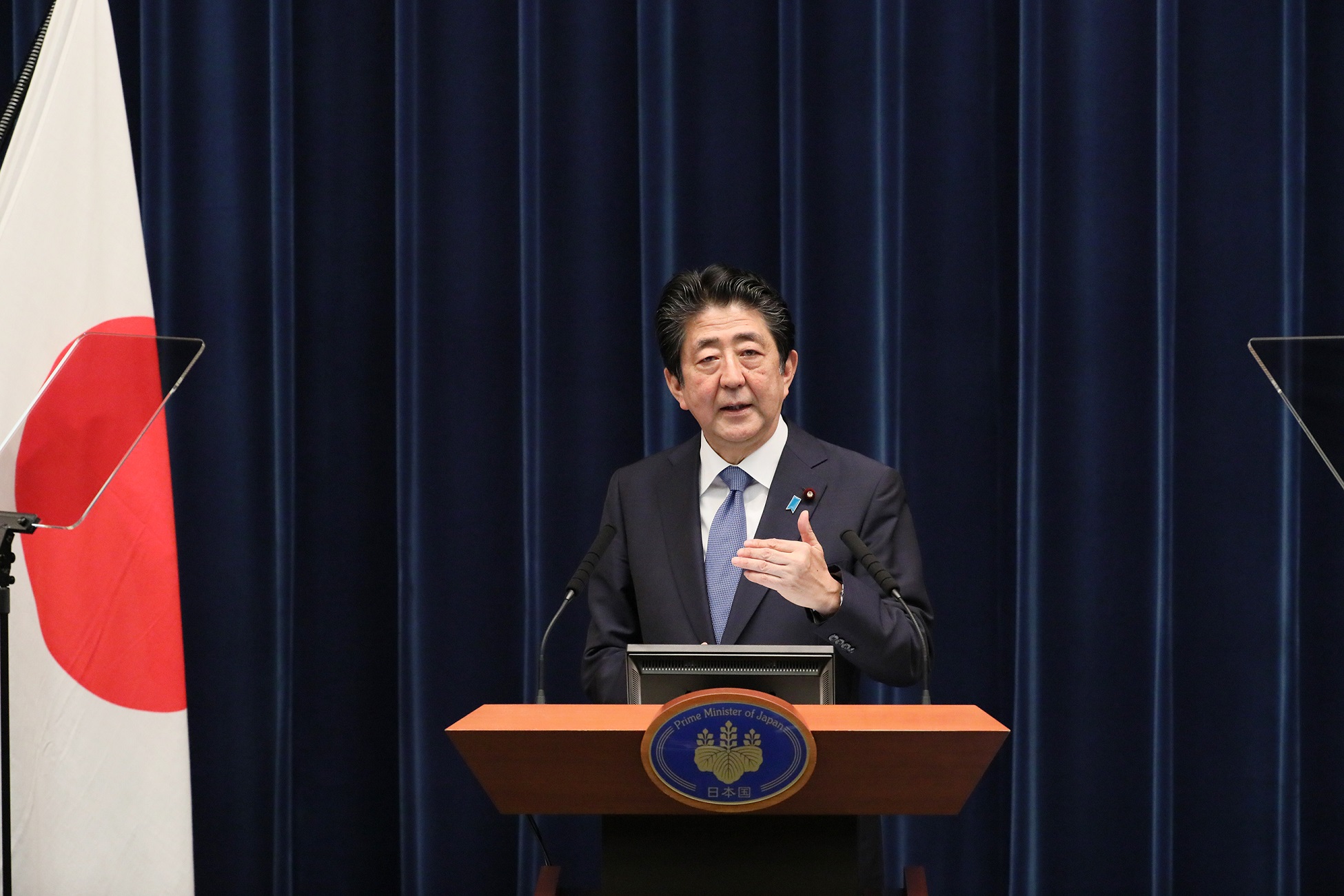 会見を行う安倍総理8