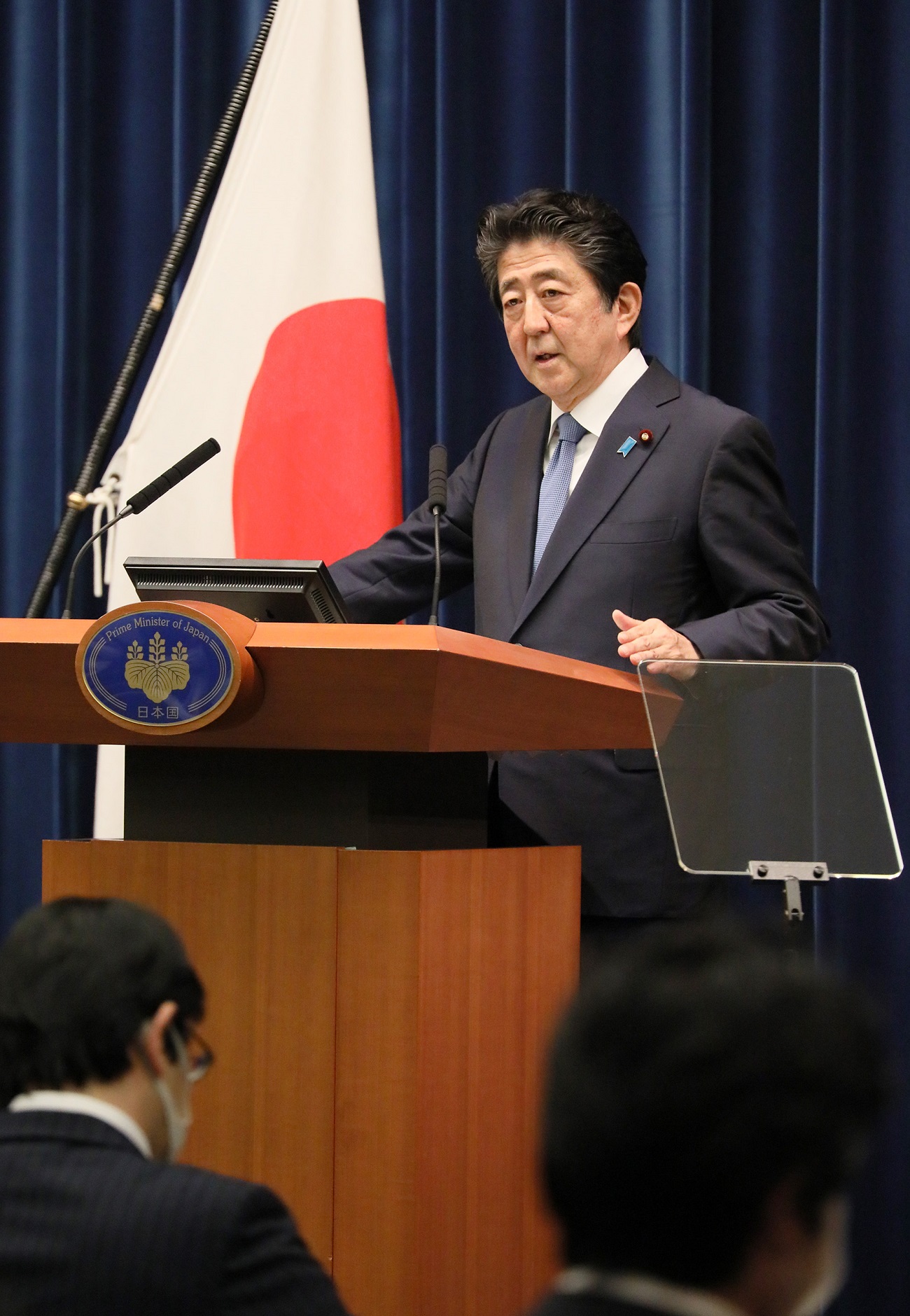 会見を行う安倍総理20
