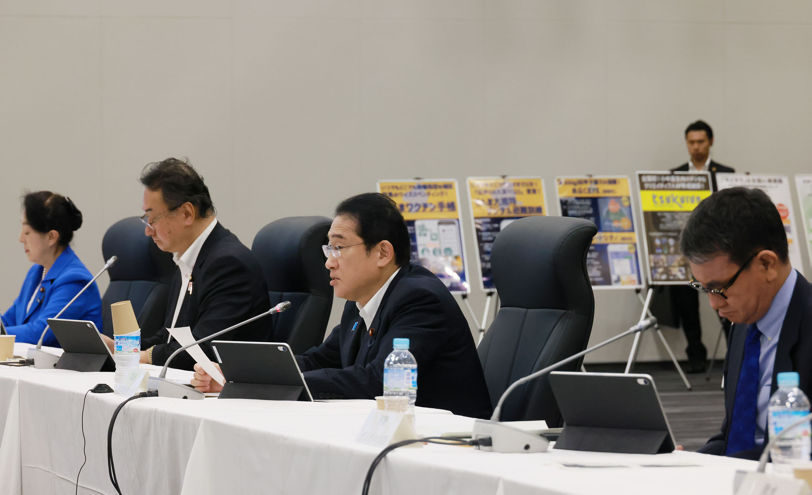 デジタル田園都市国家構想実現会議に臨む岸田総理３