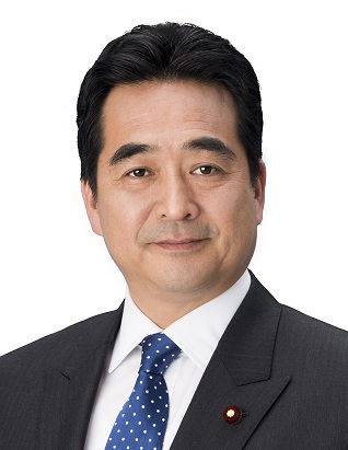 顔写真：坂井学