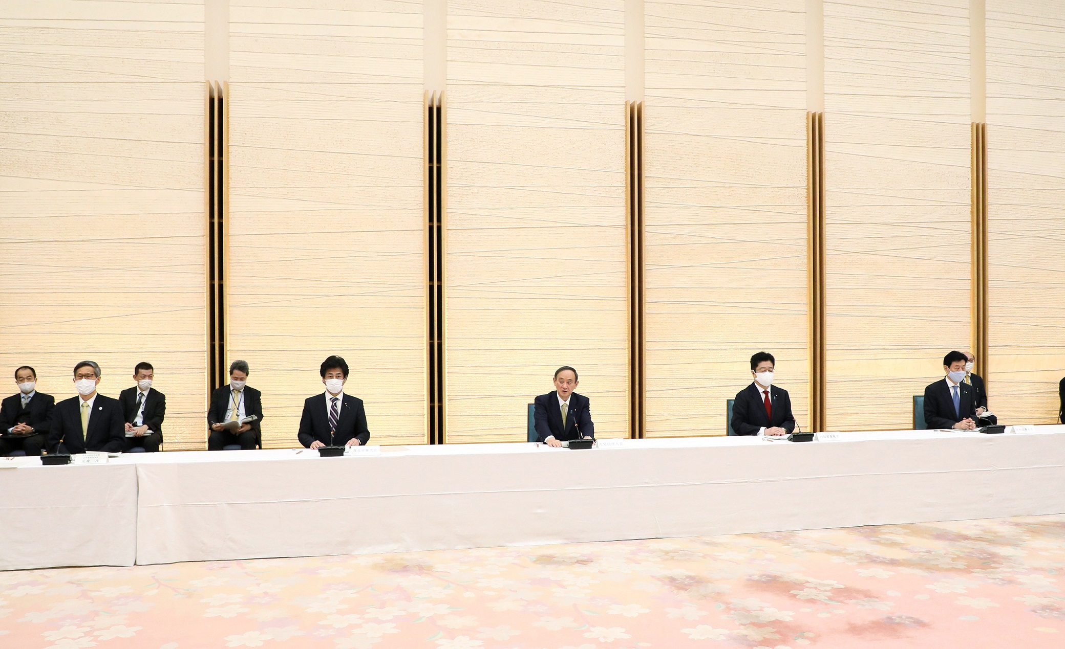 発言する菅総理７