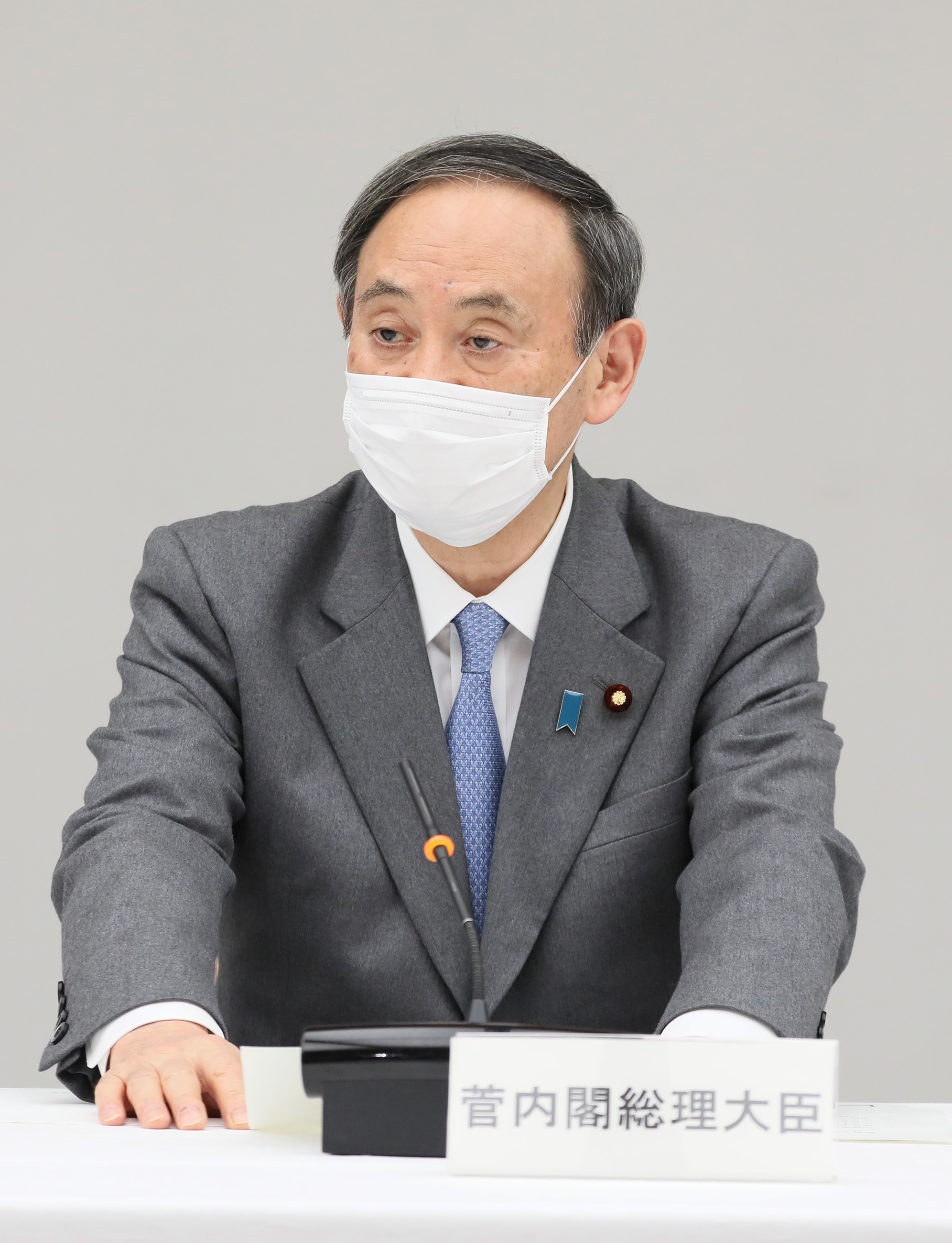 挨拶する菅総理２