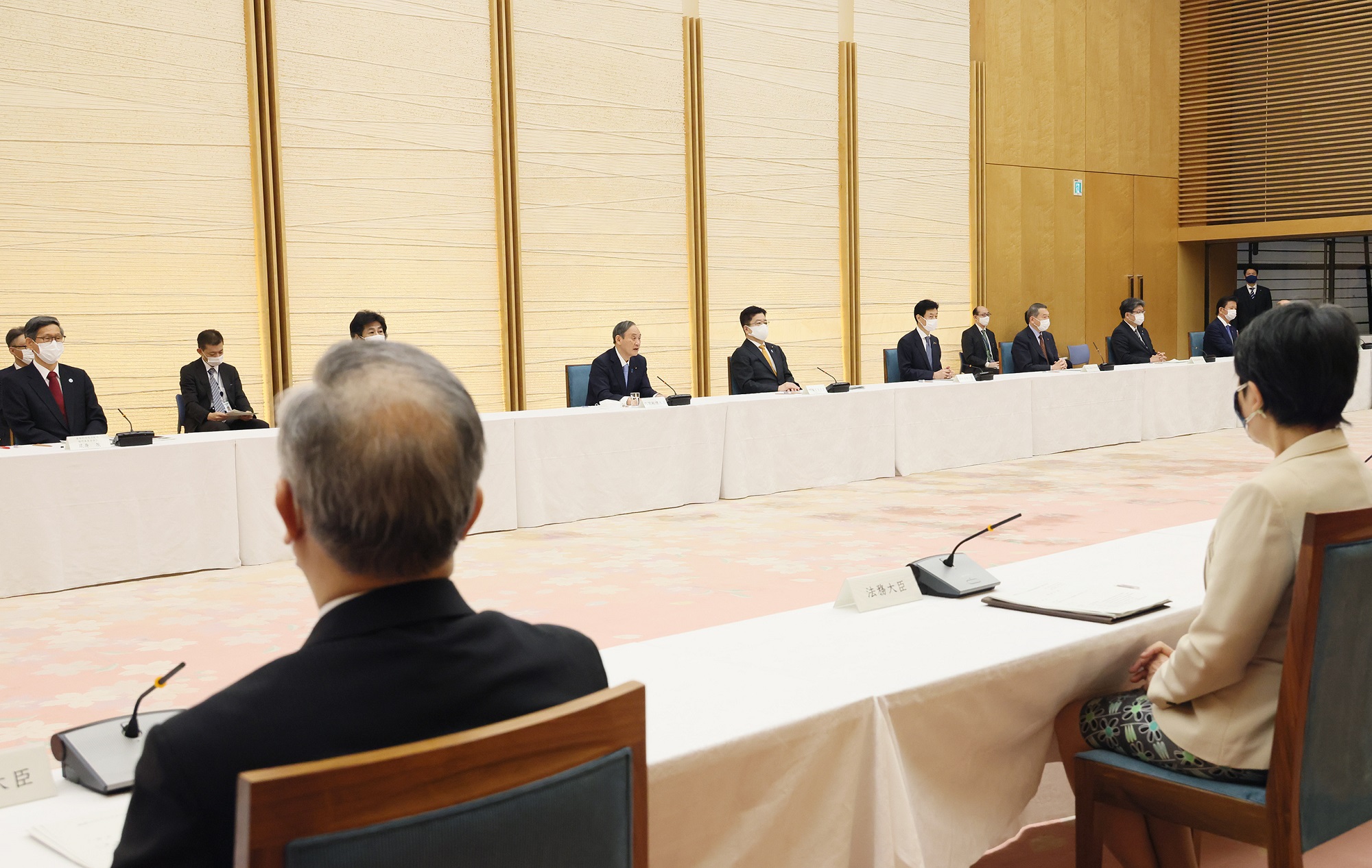 発言する菅総理４