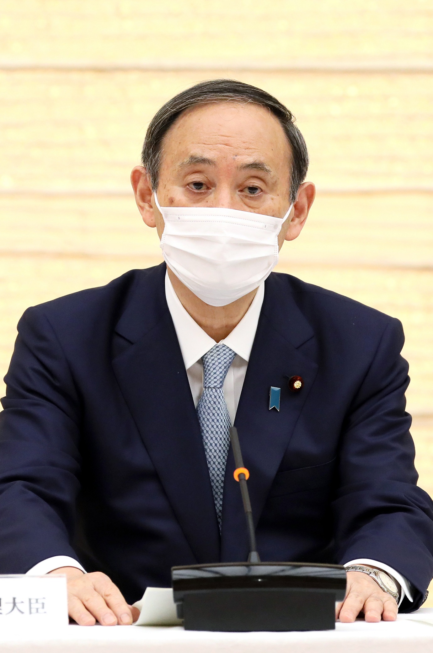 挨拶する菅総理２