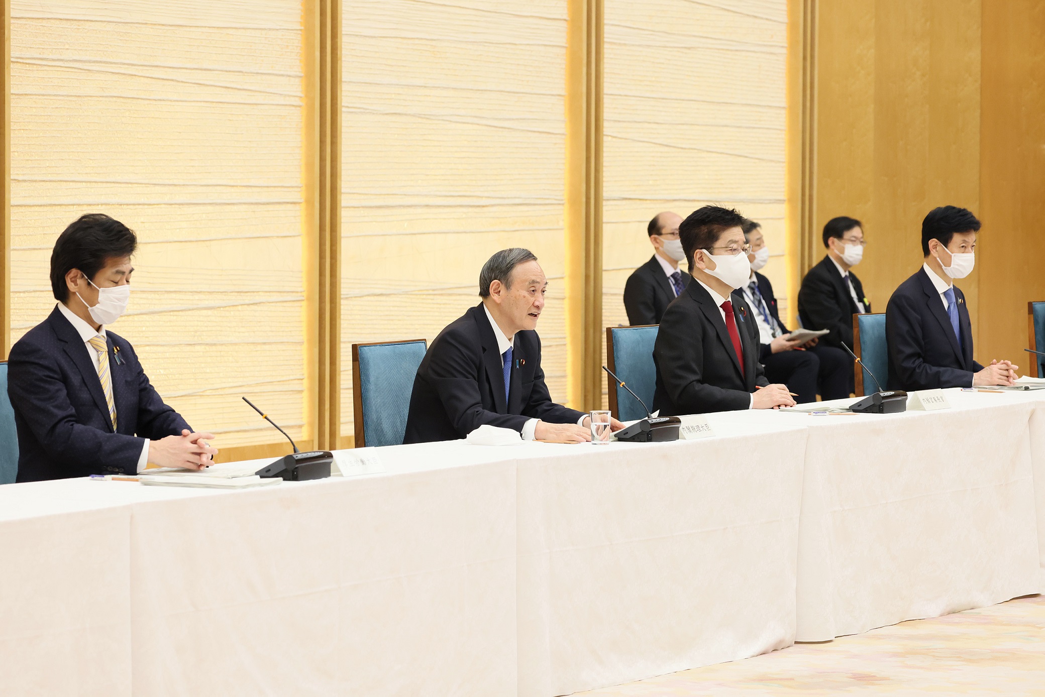 発言する菅総理３