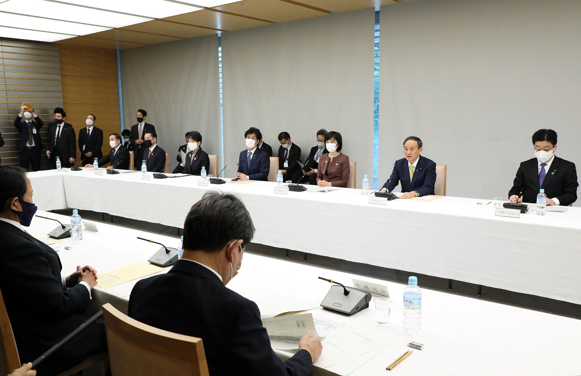 発言する菅総理５
