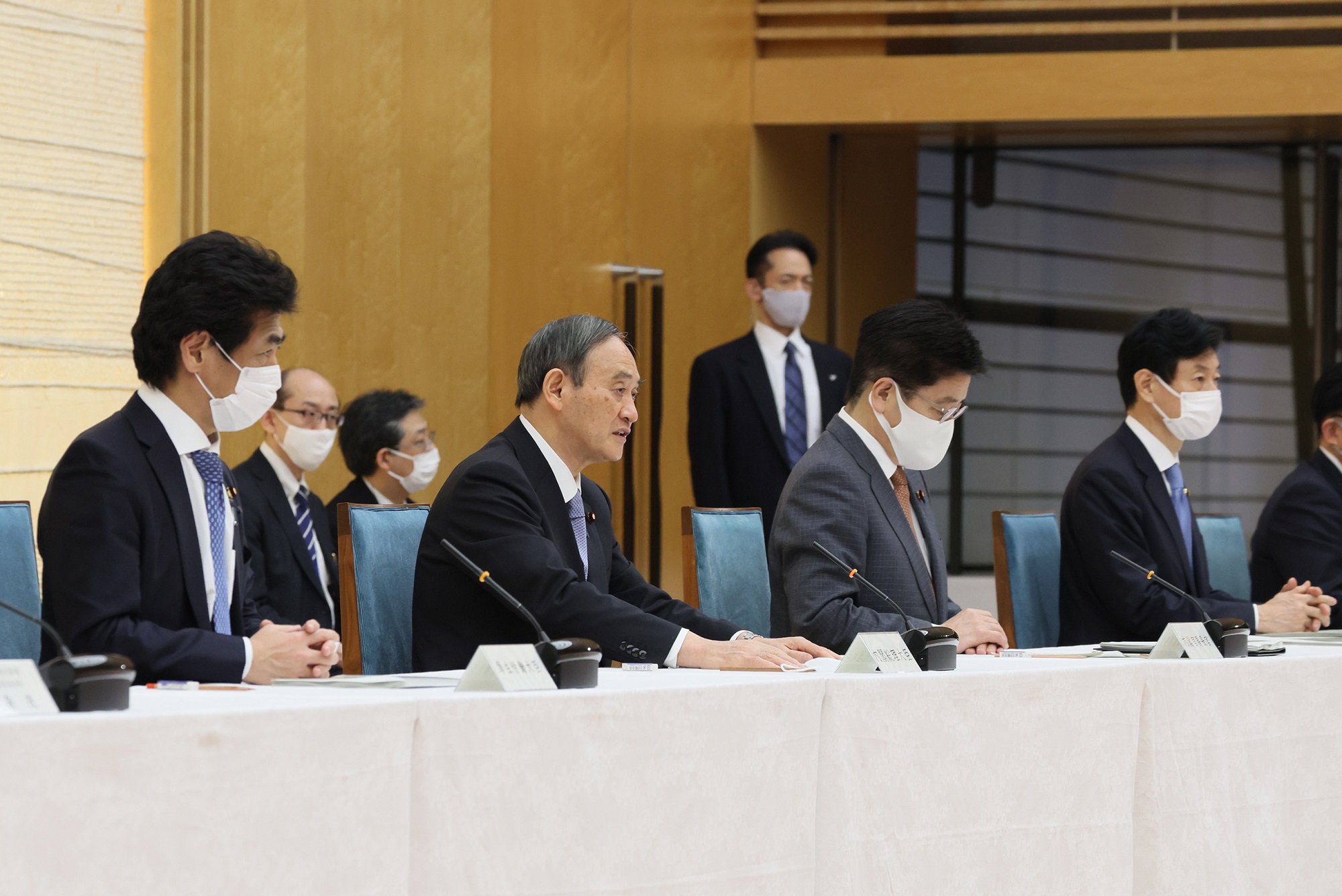 発言する菅総理４