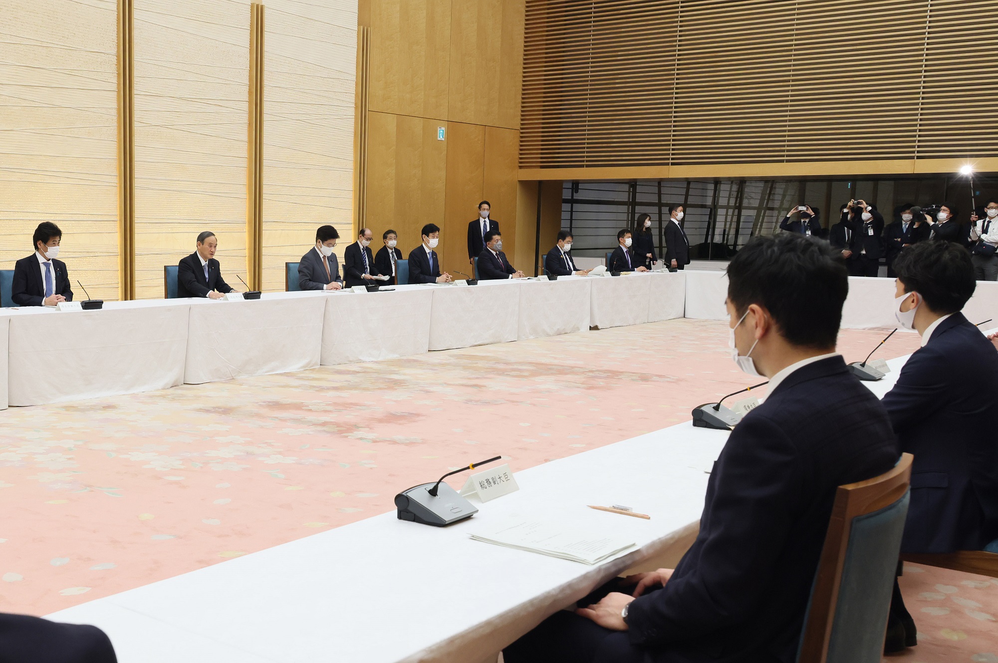 発言する菅総理７