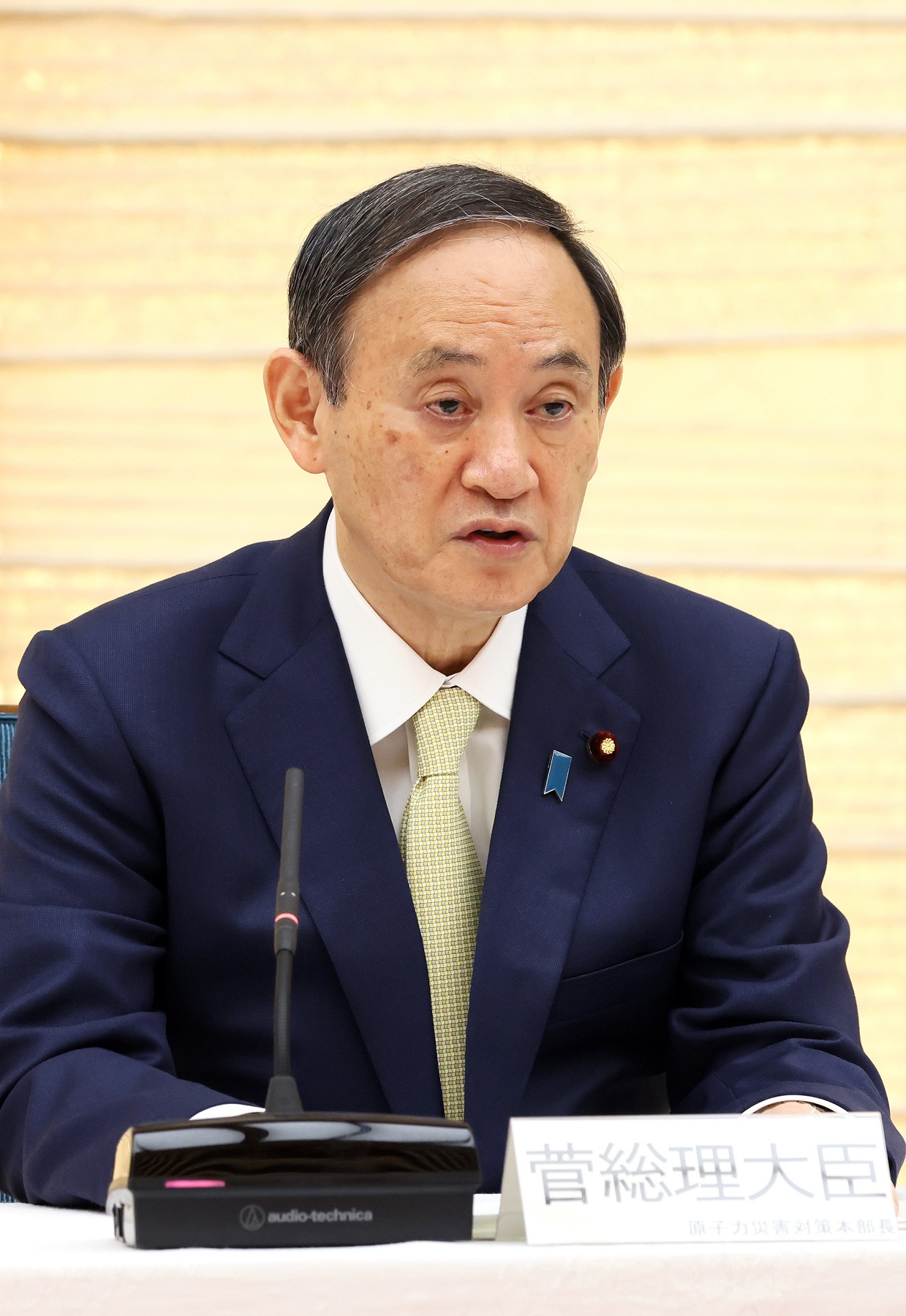 発言する菅総理２