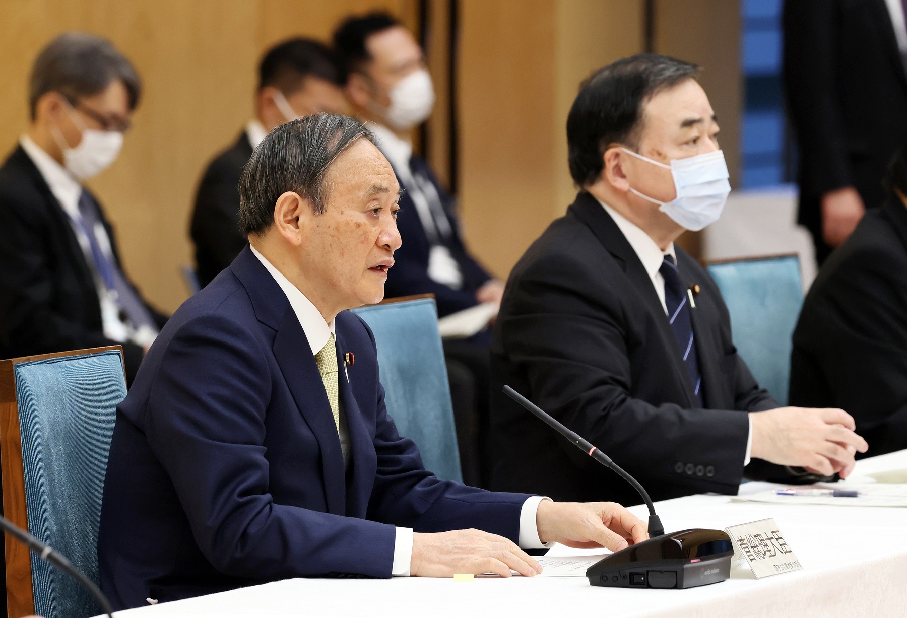 発言する菅総理３