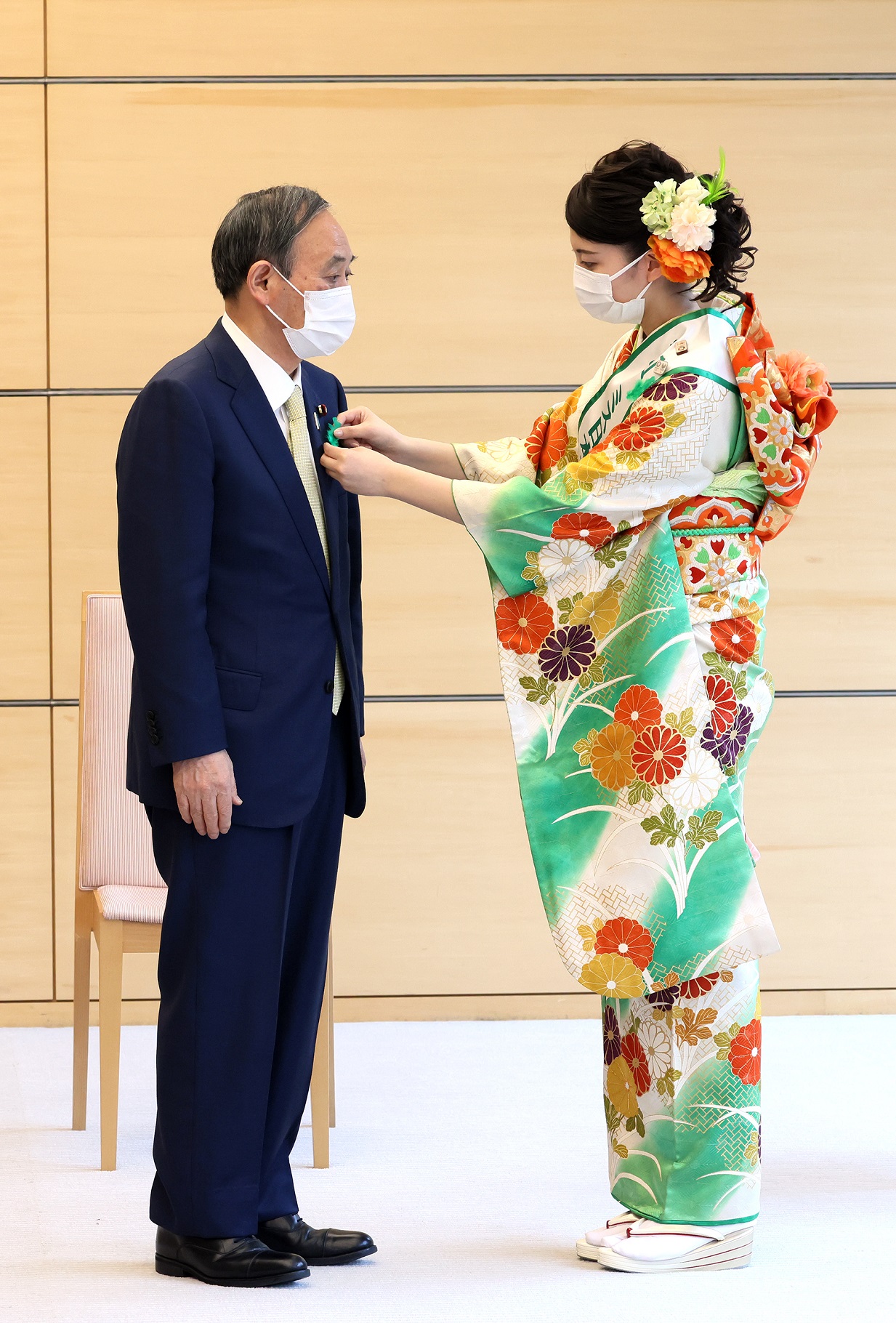 表敬を受ける菅総理２