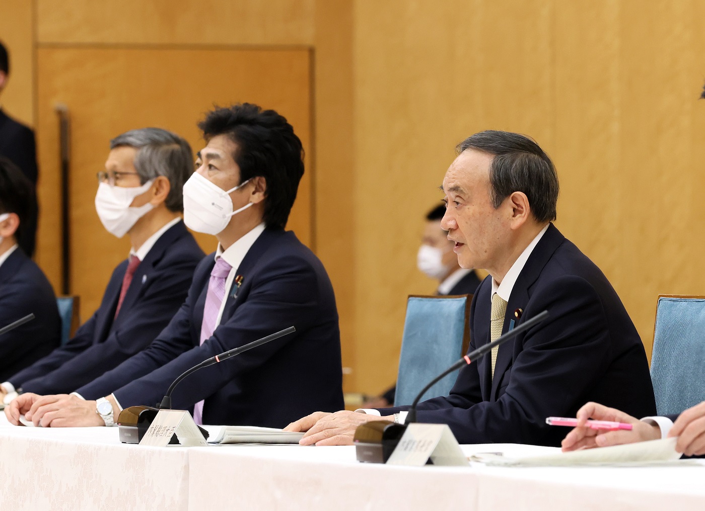 発言する菅総理４