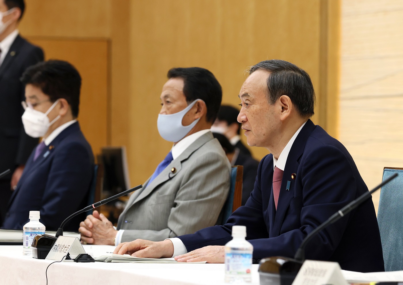 発言する菅総理３