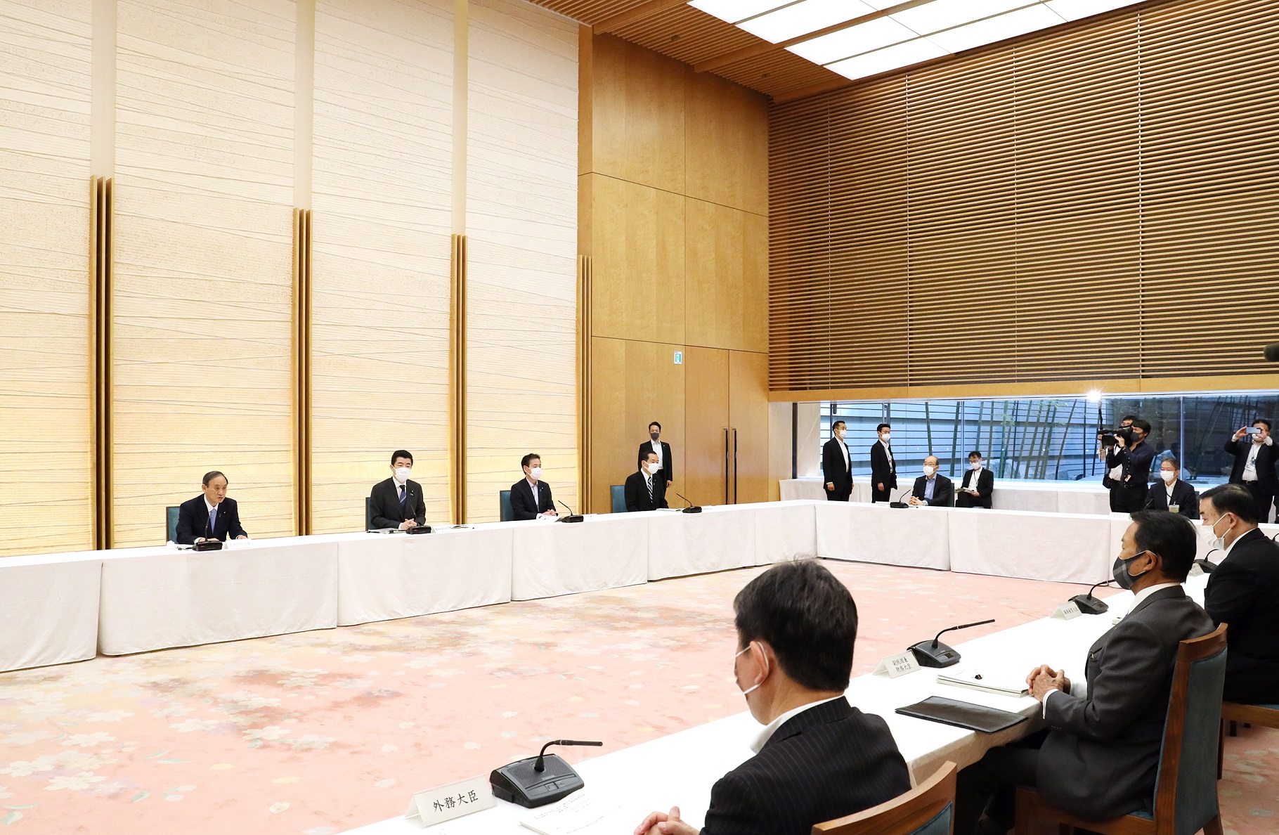 発言する菅総理５