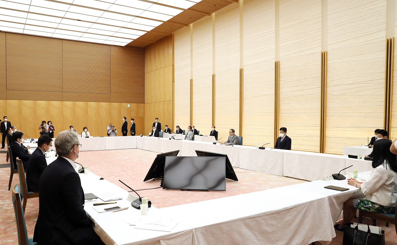 発言する菅総理８