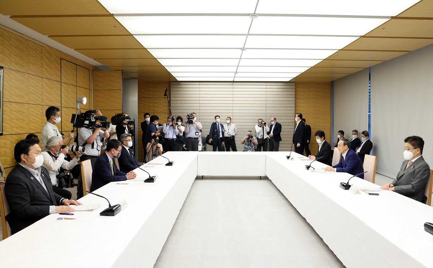 発言する菅総理６