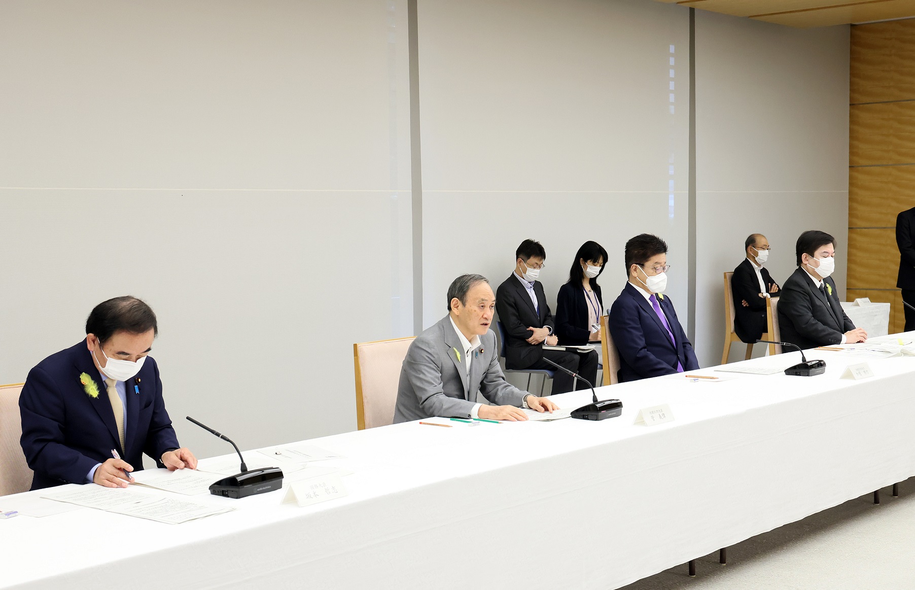 発言する菅総理５