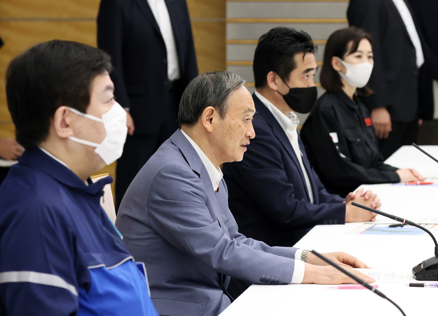 発言する菅総理３