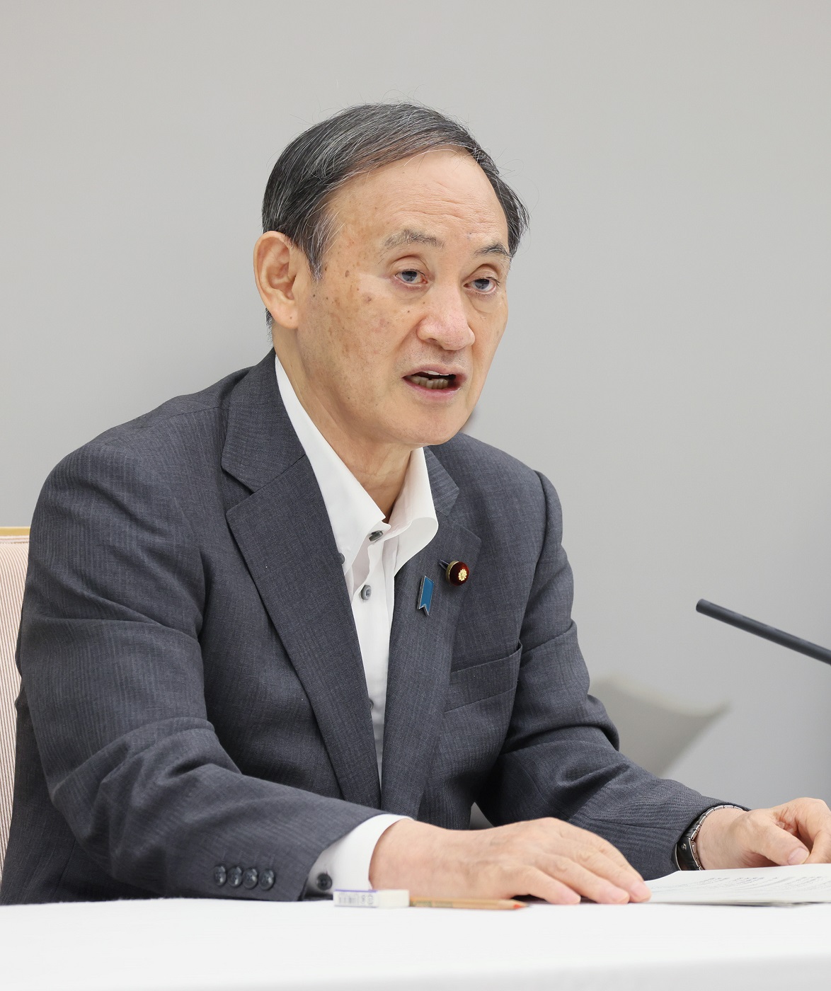 発言する菅総理２