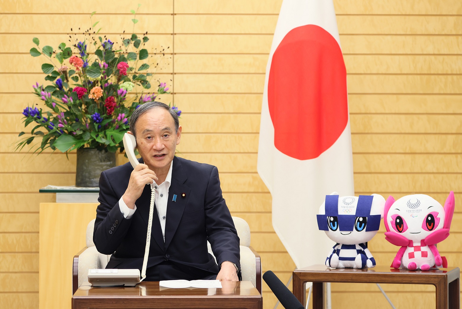 鈴木選手へのお祝いの電話