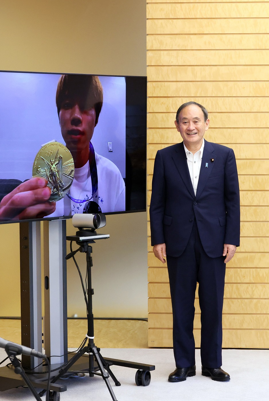 堀米選手と面会する菅総理４