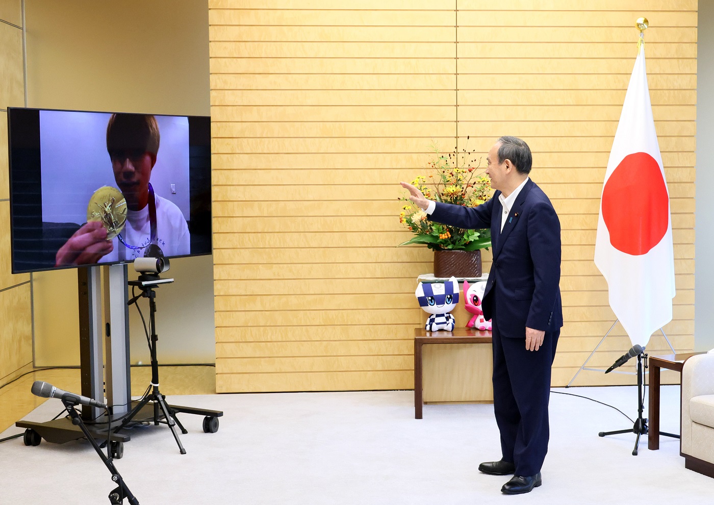 堀米選手と面会する菅総理６