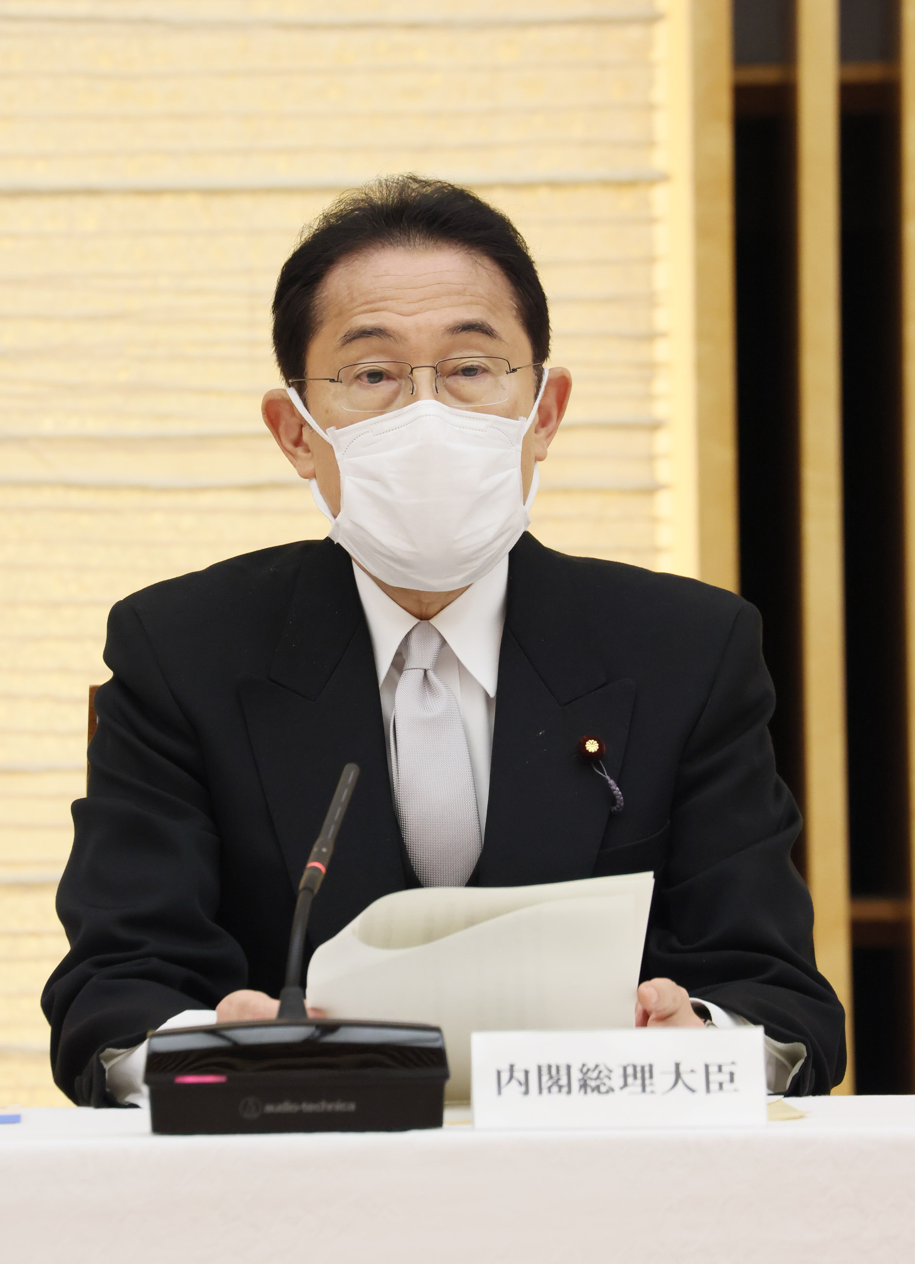 挨拶する岸田総理５