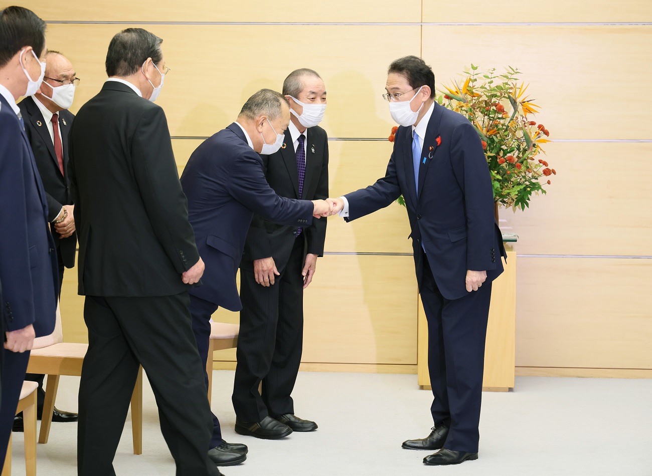 面会する岸田総理３