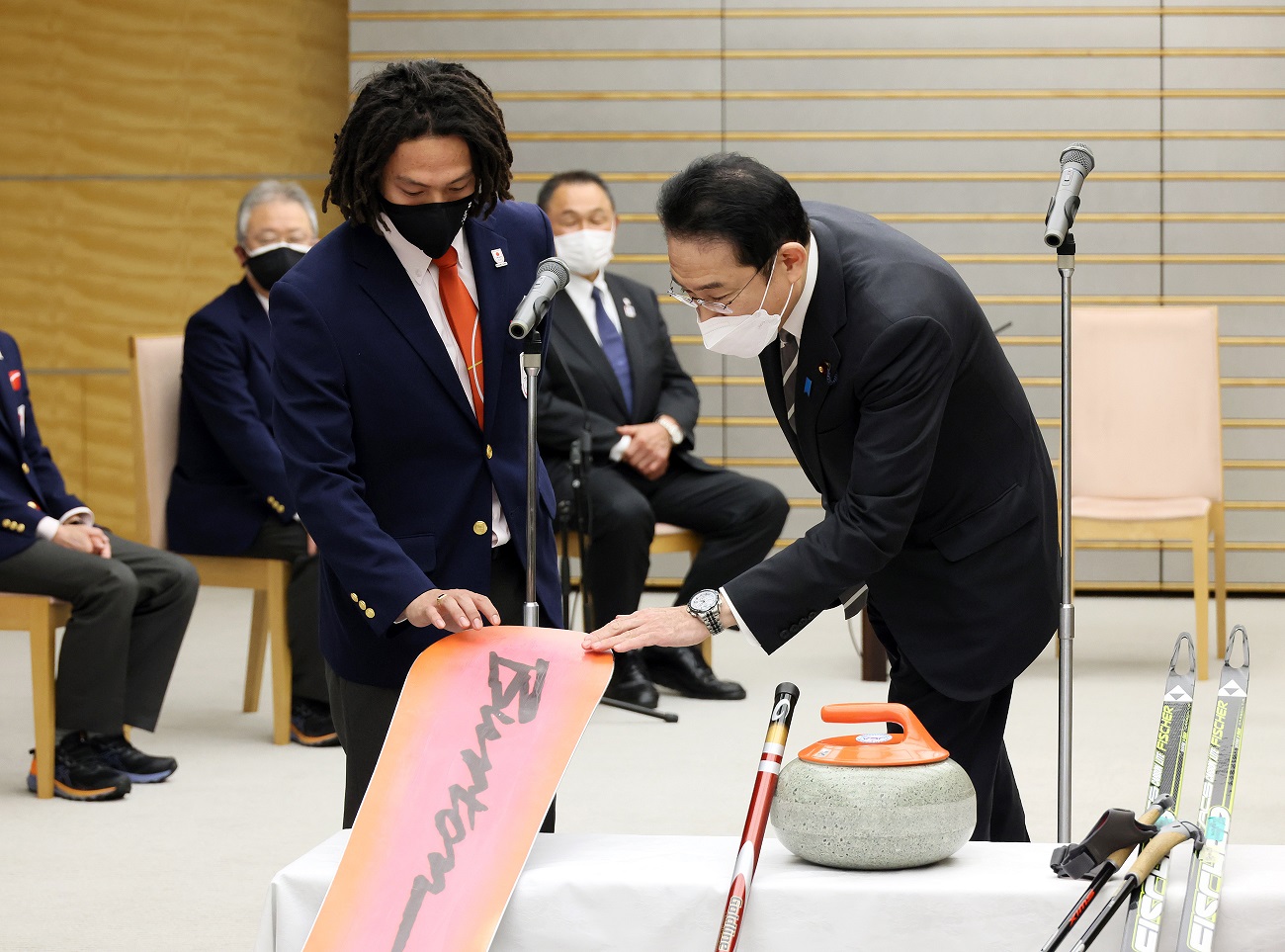 表敬を受ける岸田総理４