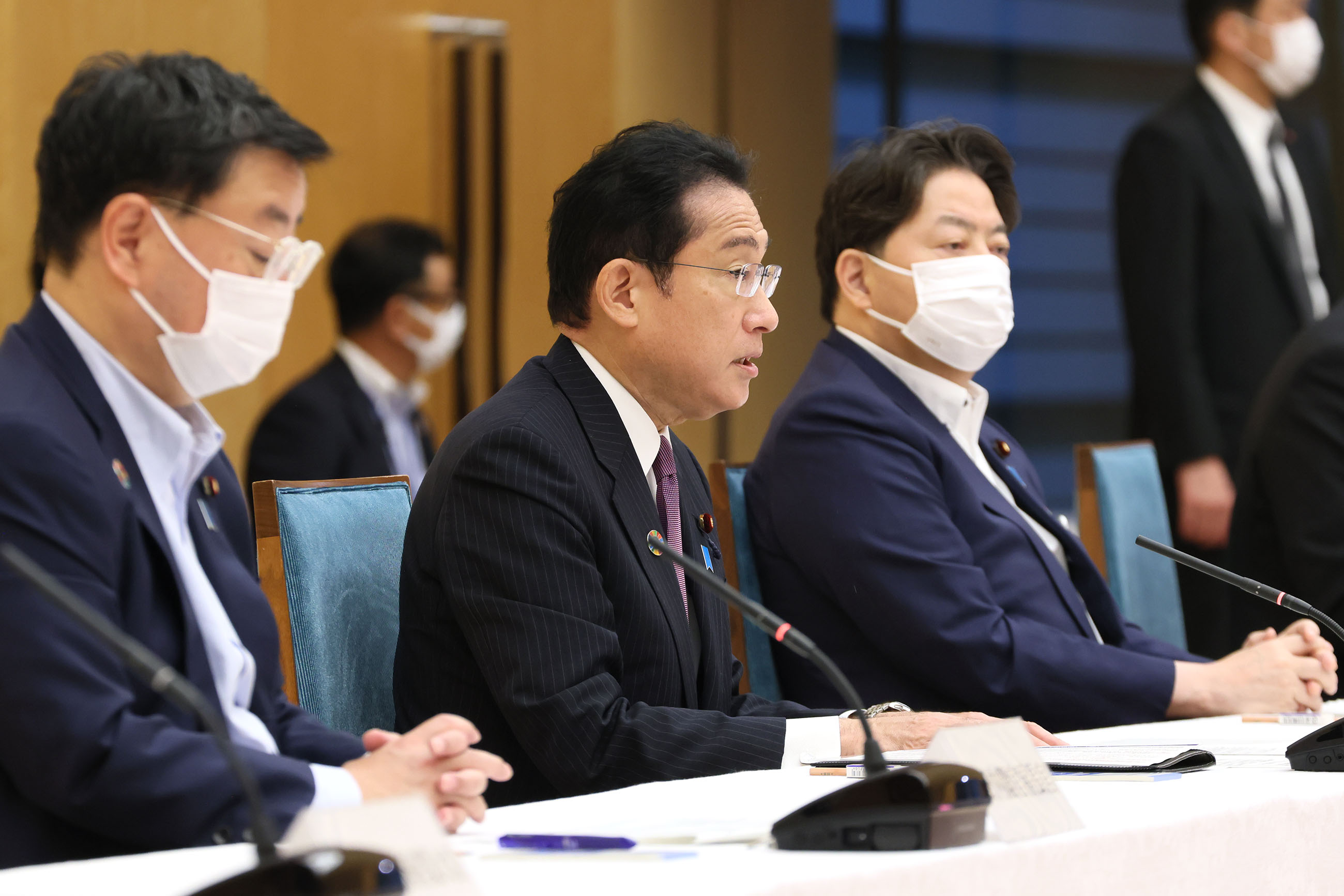 会議のまとめを行う岸田総理１