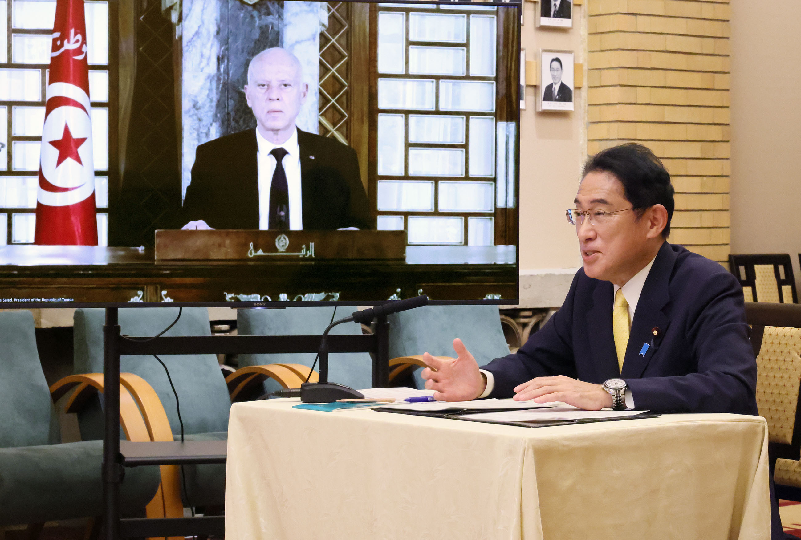 日・チュニジア首脳テレビ会談１
