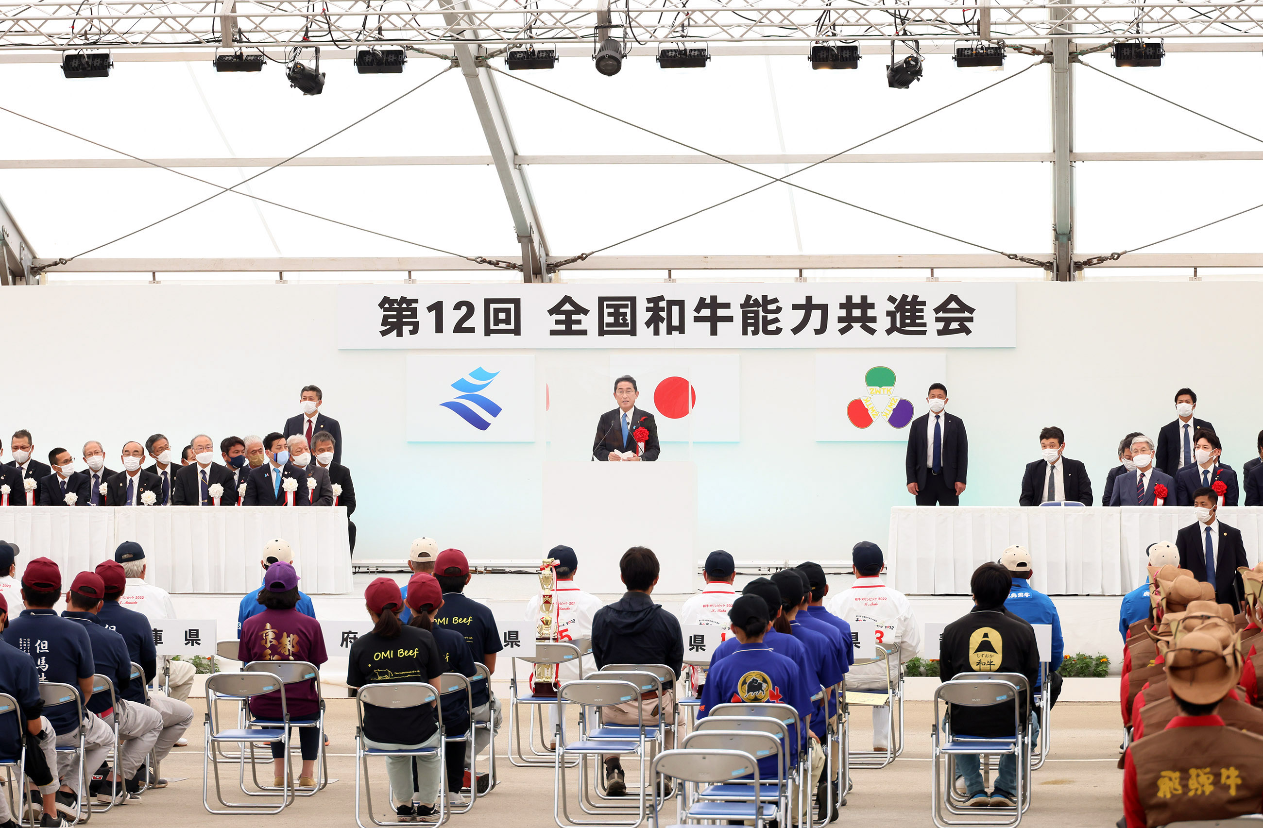 祝辞を述べる岸田総理４