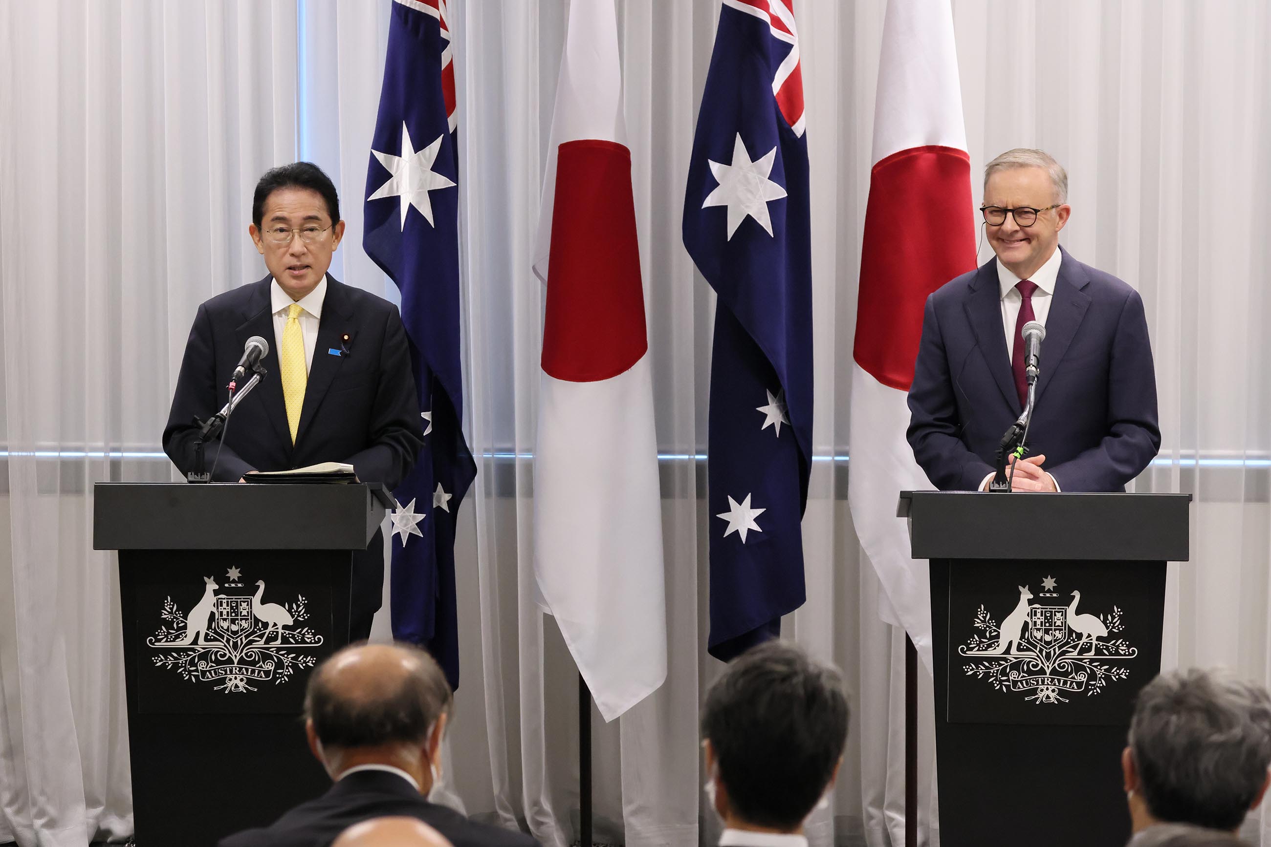 日豪共同記者発表３