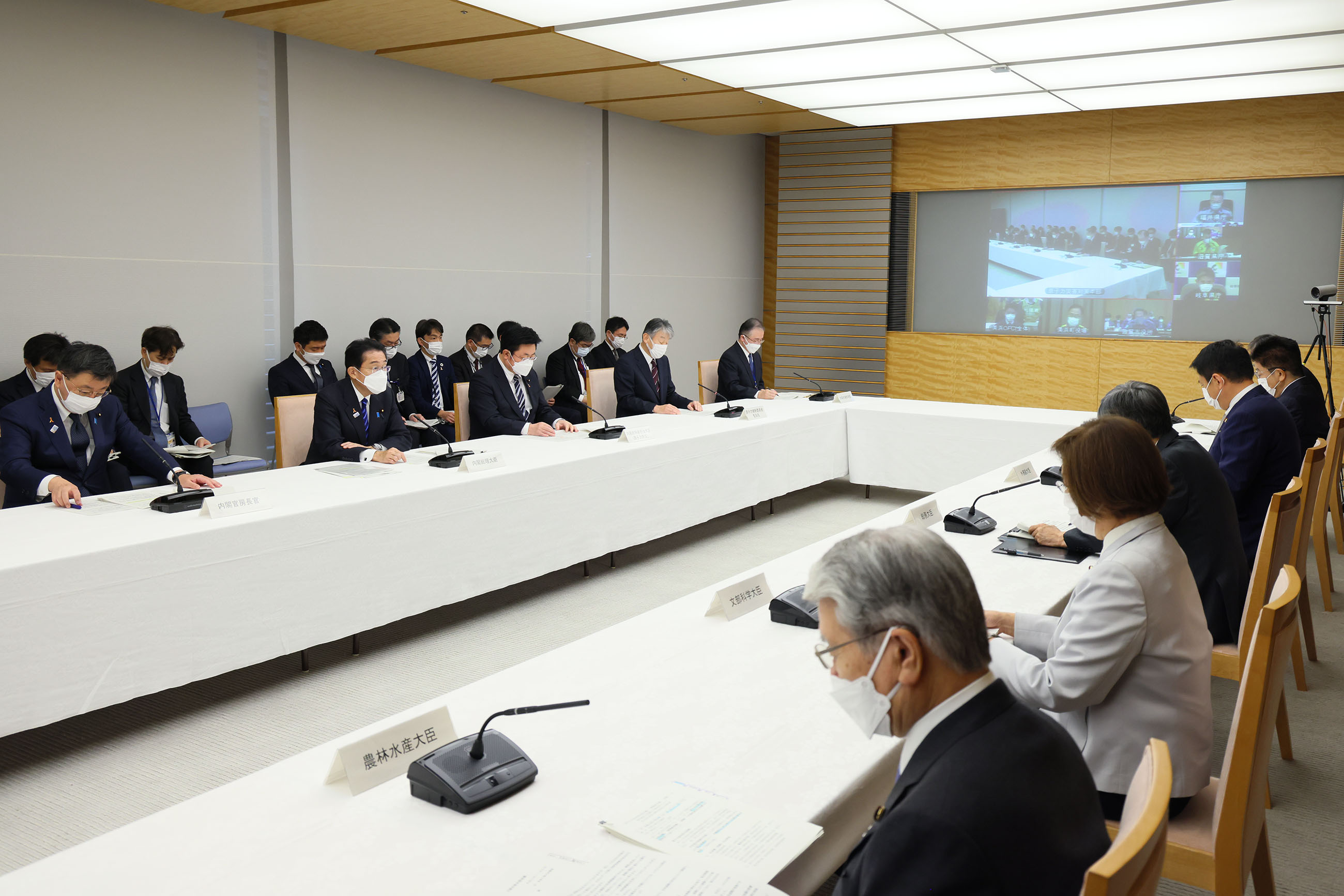 訓練で発言する岸田総理３