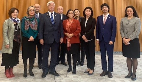 在ジュネーブ国際機関の邦人職員を激励