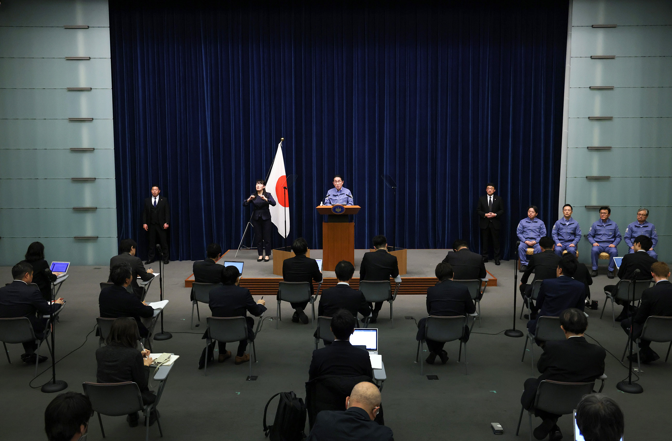 冒頭に発言する岸田総理３