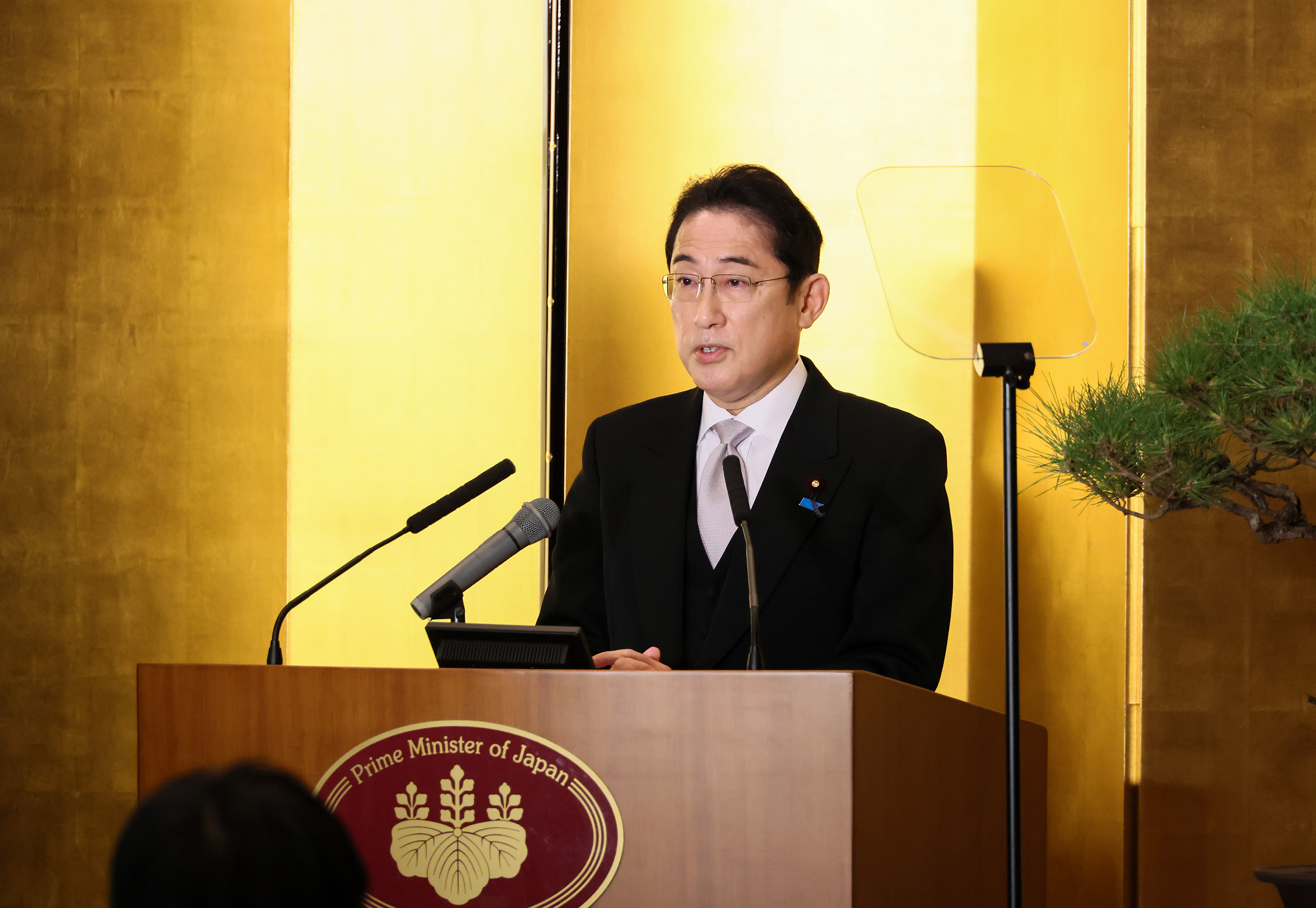冒頭に発言する岸田総理４