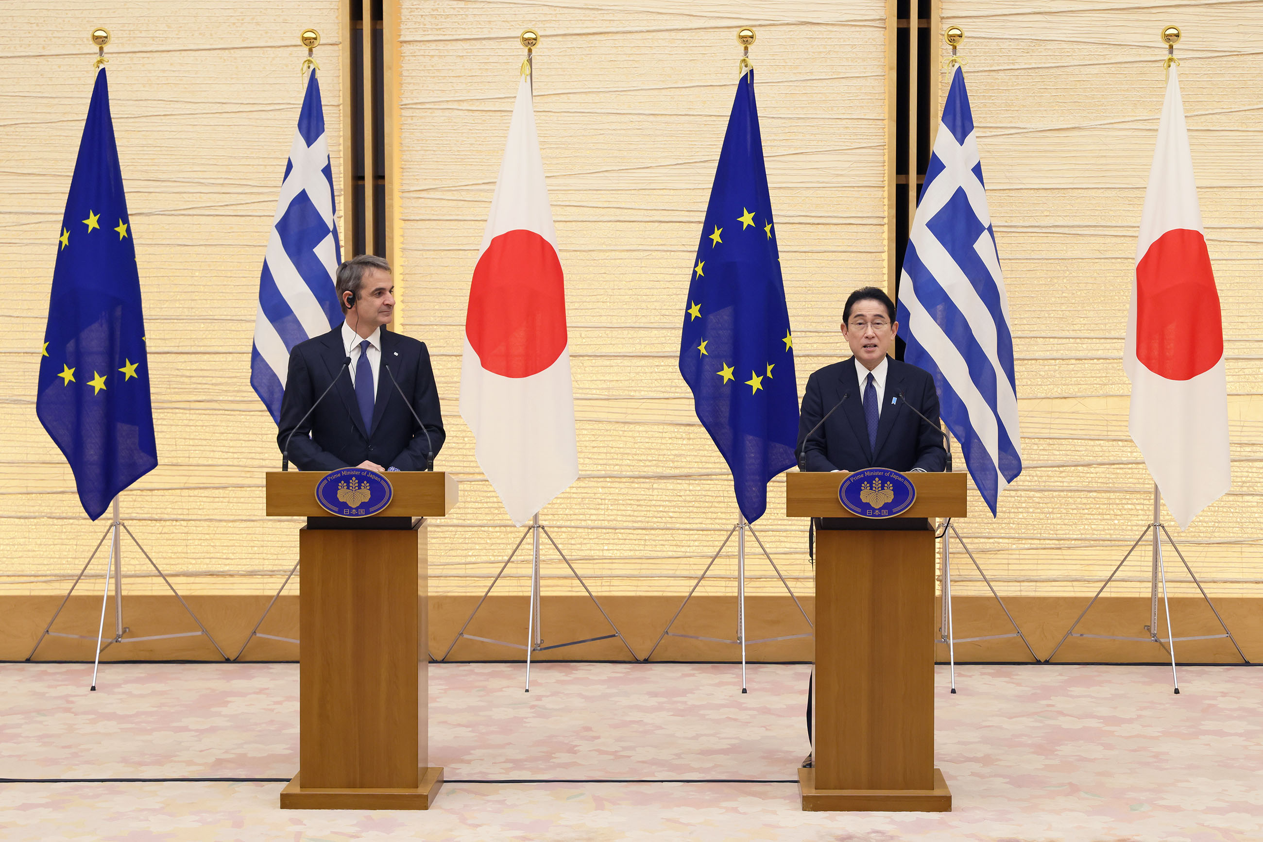 共同記者発表２