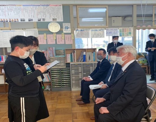 日本語学級にて、日本語による模擬インタビューを受ける①